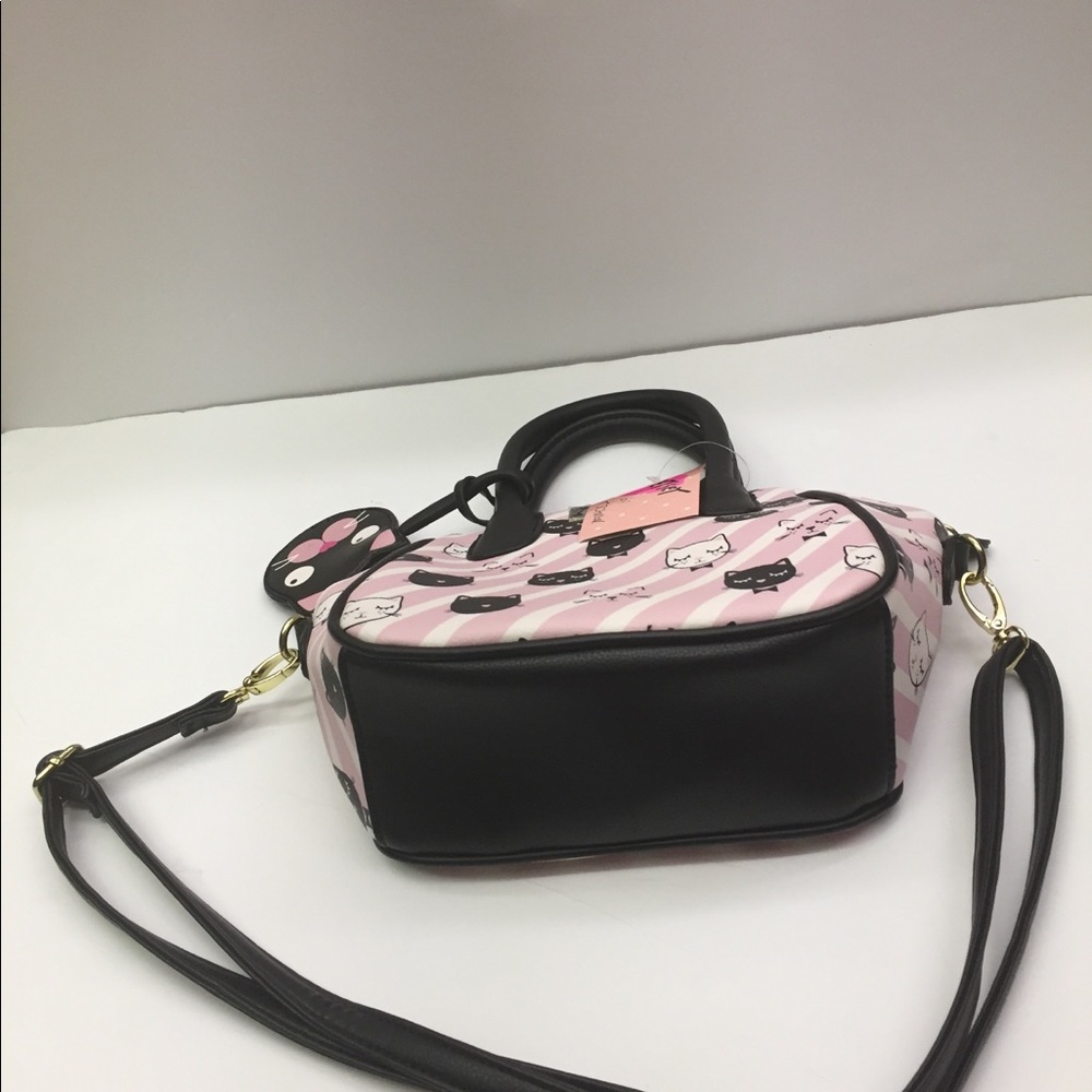 Luv๐Betsey Johnson Blk Cat Blush Pink Crossbody - Picture 5 of 8